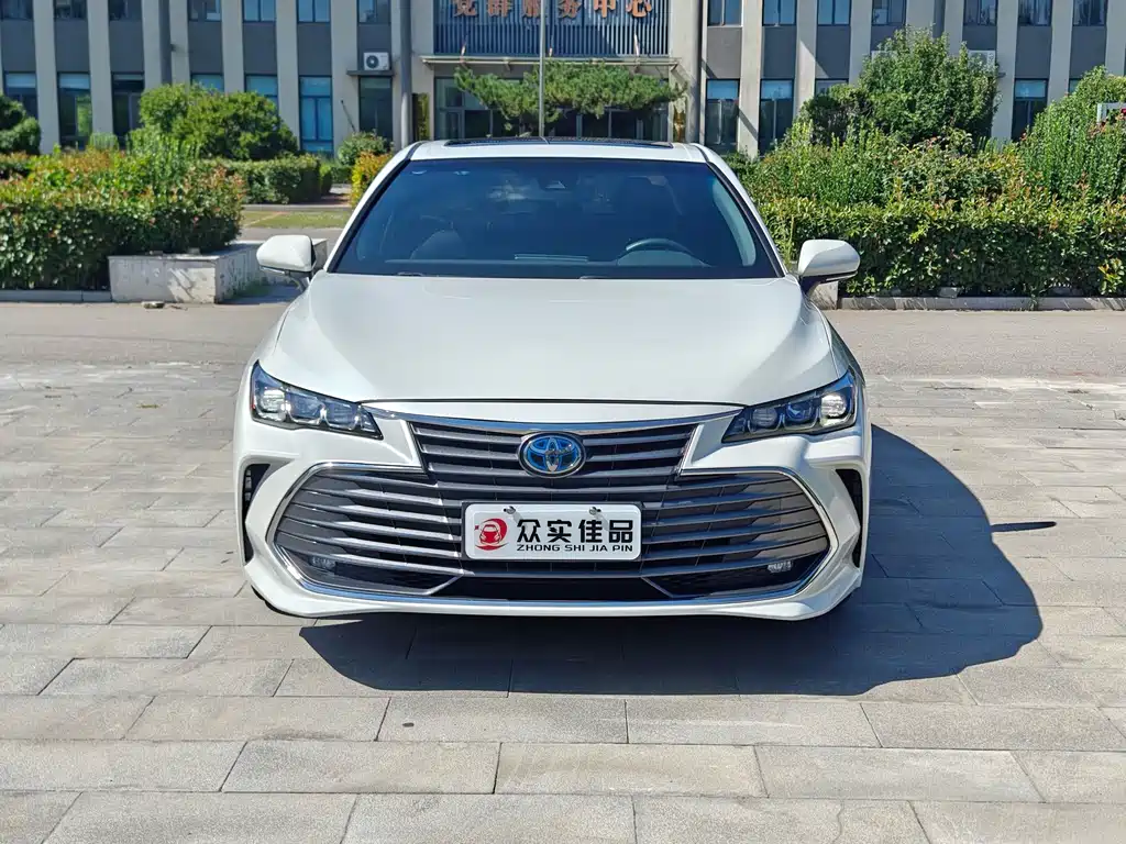 Toyota Avalon — миниатюра 2