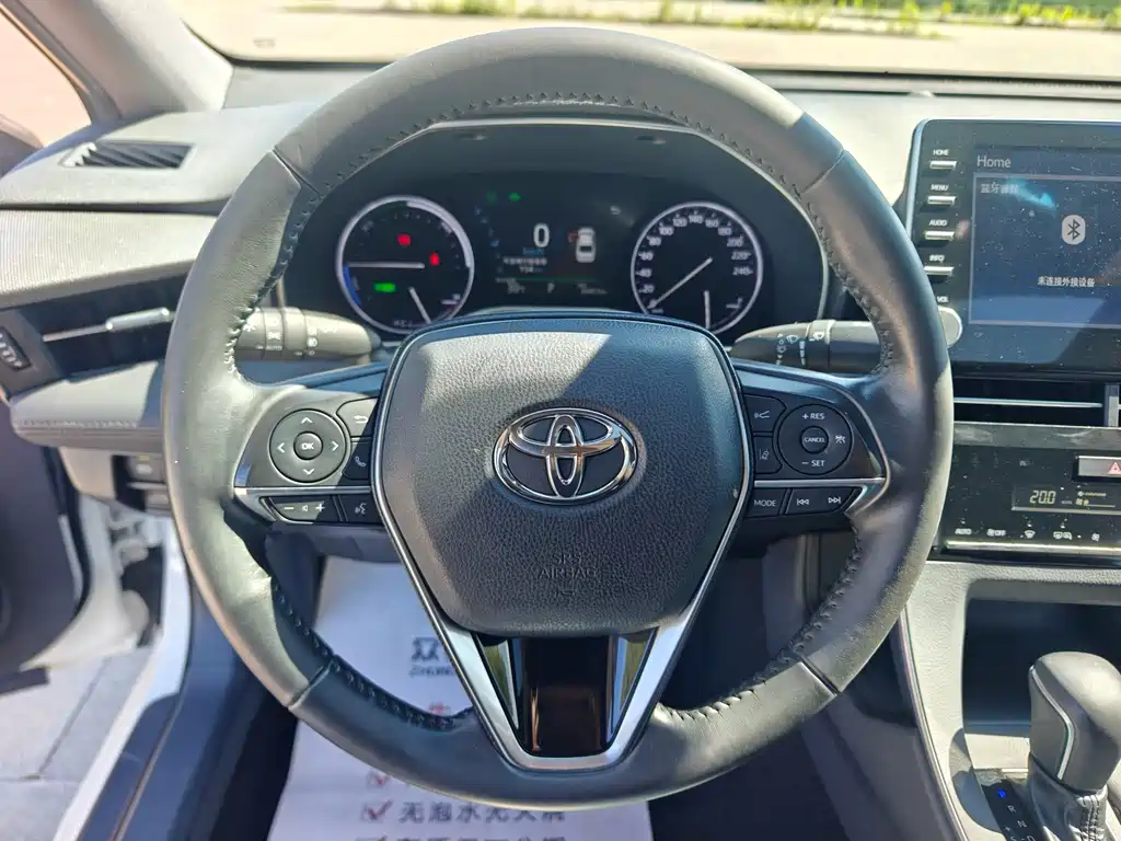 Toyota Avalon — миниатюра 13