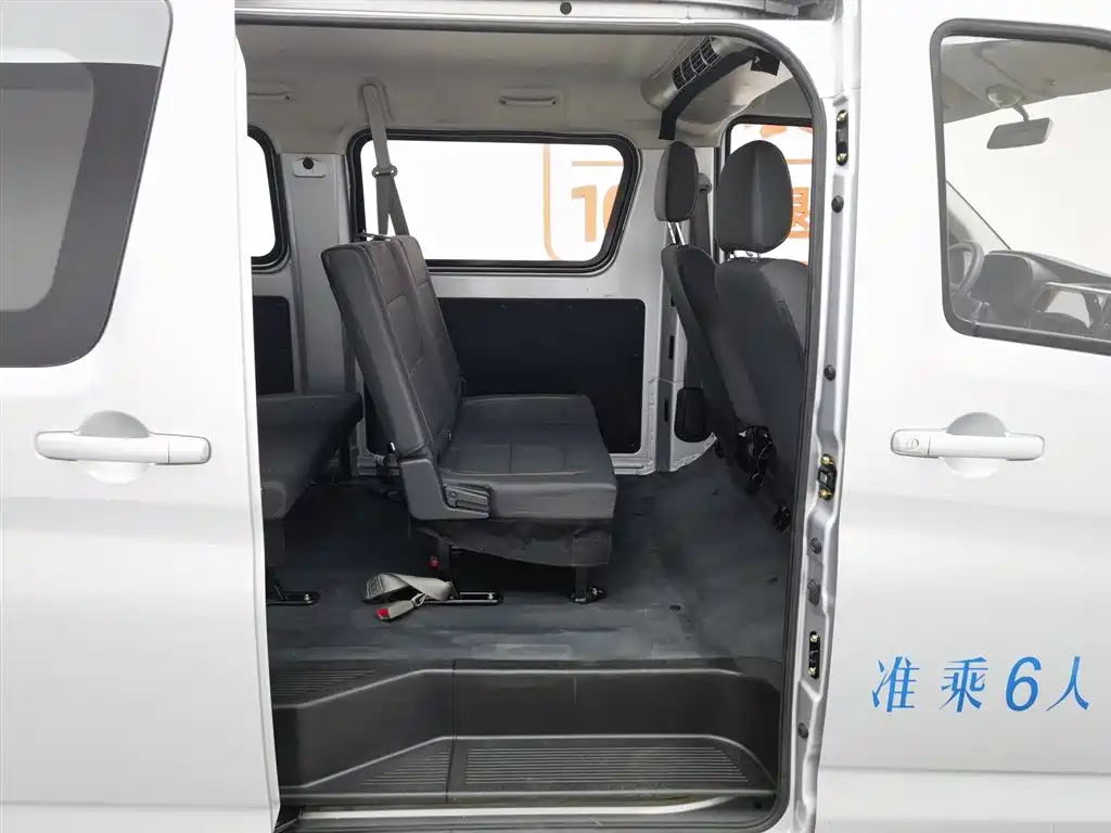 CHANGAN CHANGAN RUIXING M60