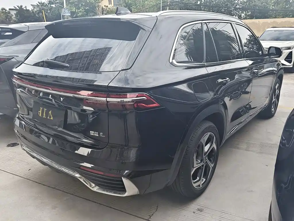 Geely Xingyue L — миниатюра 15