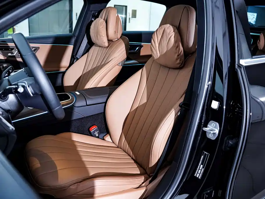 Mercedes-Benz E-Class — миниатюра 18