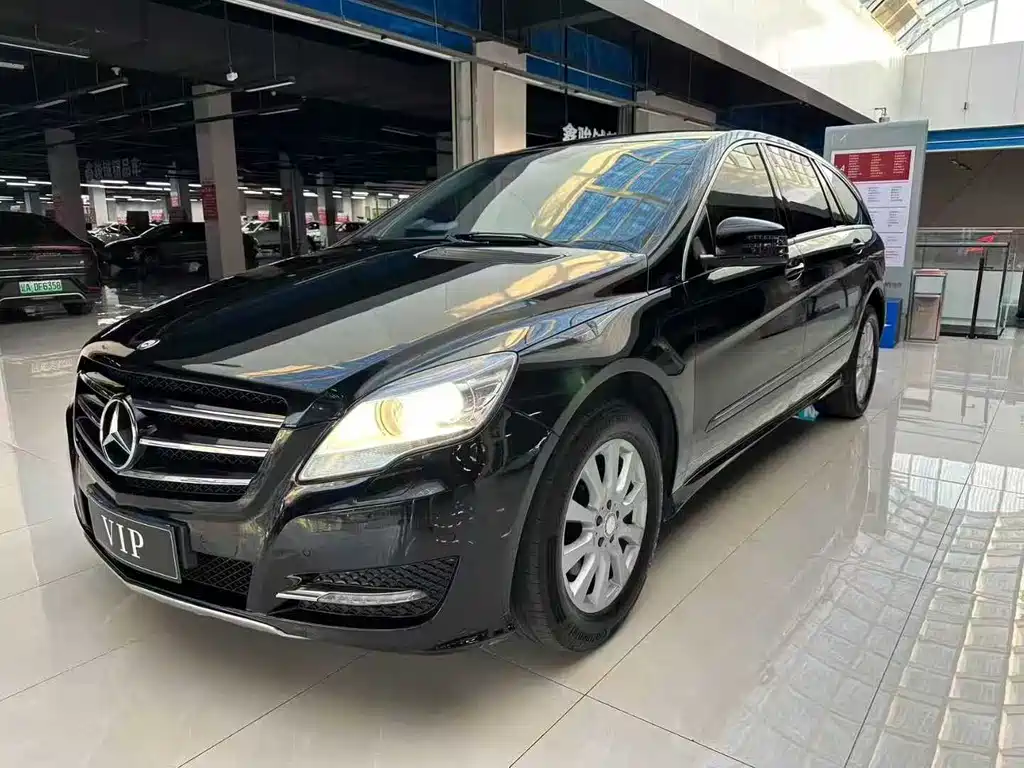 Mercedes-Benz R-Class 2011