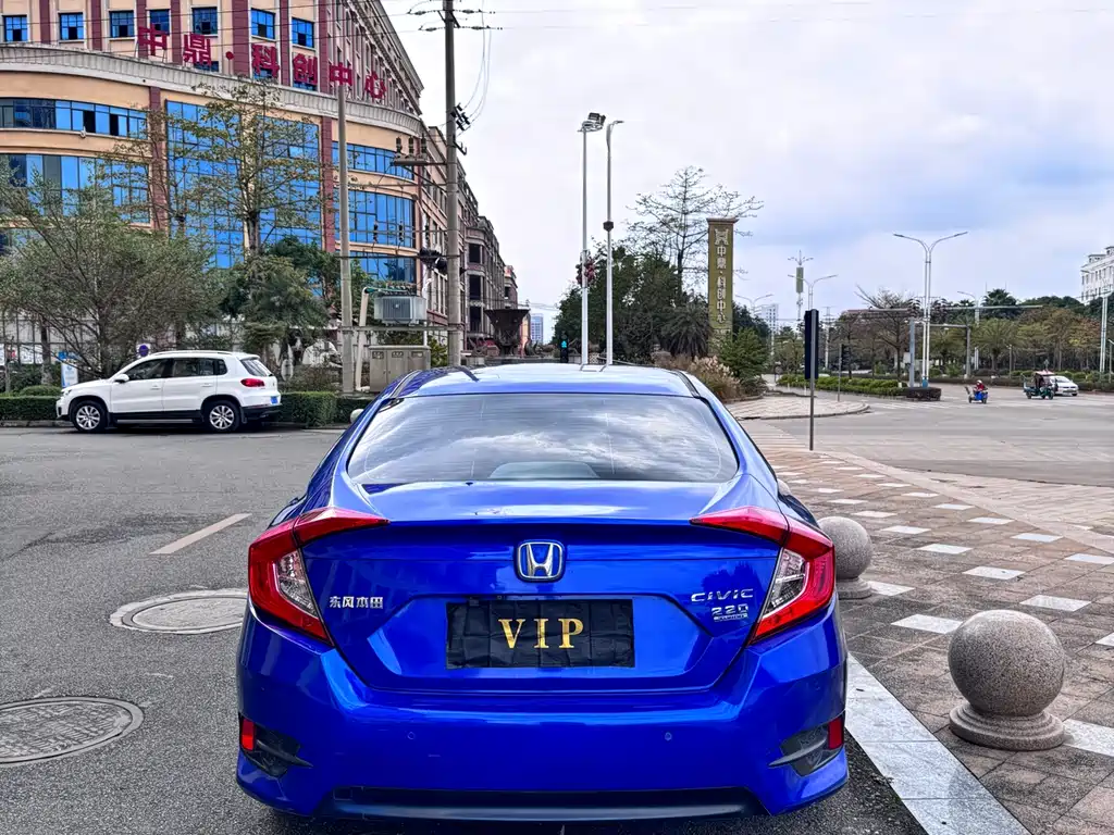 HONDA CIVIC
