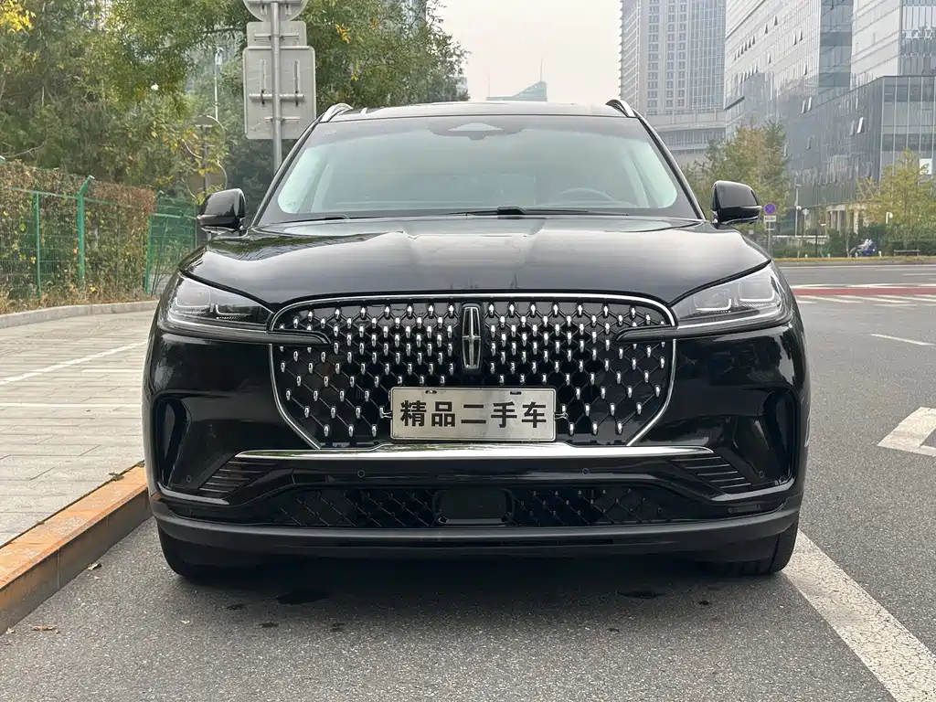 Lincoln Aviator — миниатюра 2