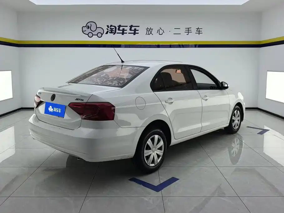 Volkswagen Jetta — миниатюра 3