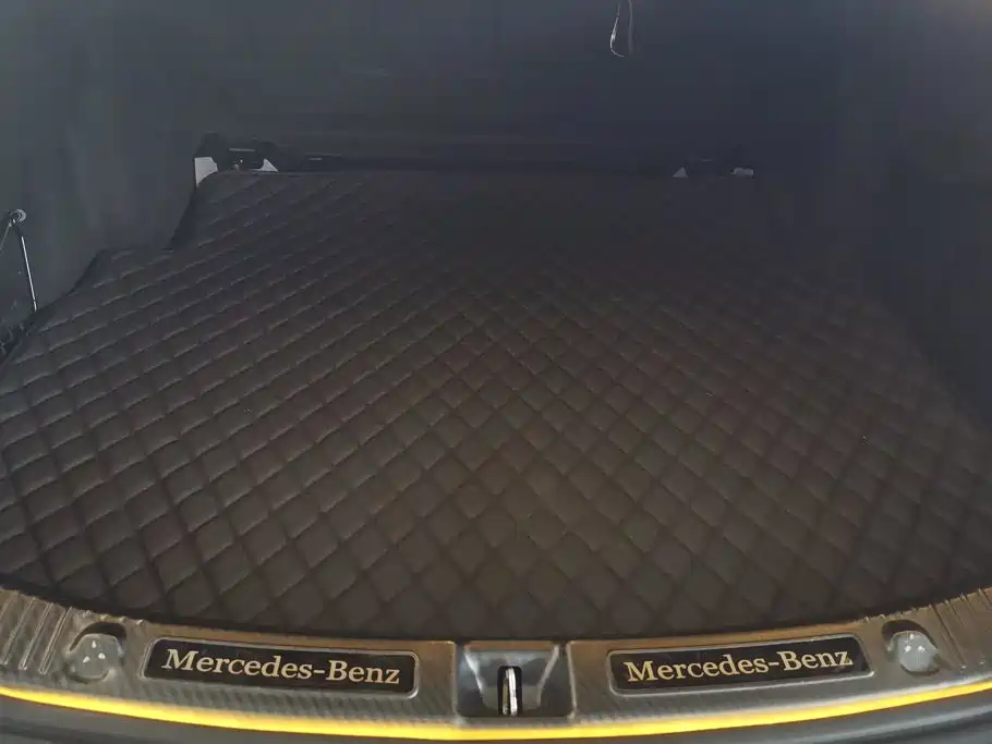 Mercedes-Benz E-Class — миниатюра 4