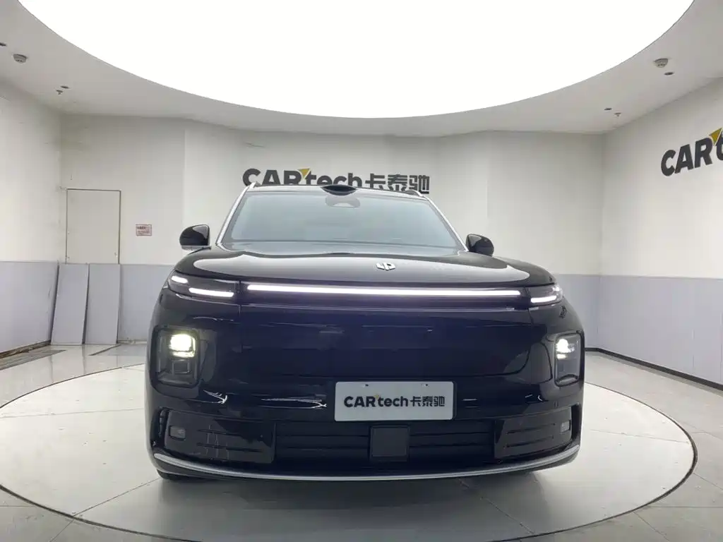 Leapmotor D19 2026 720 мест