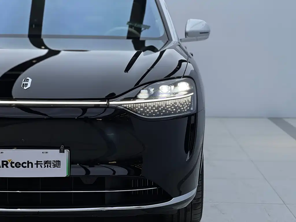 HONGMENG ZHIXING ASK THE WORLD M9