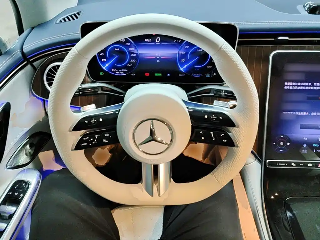 Mercedes-Benz EQE — миниатюра 17