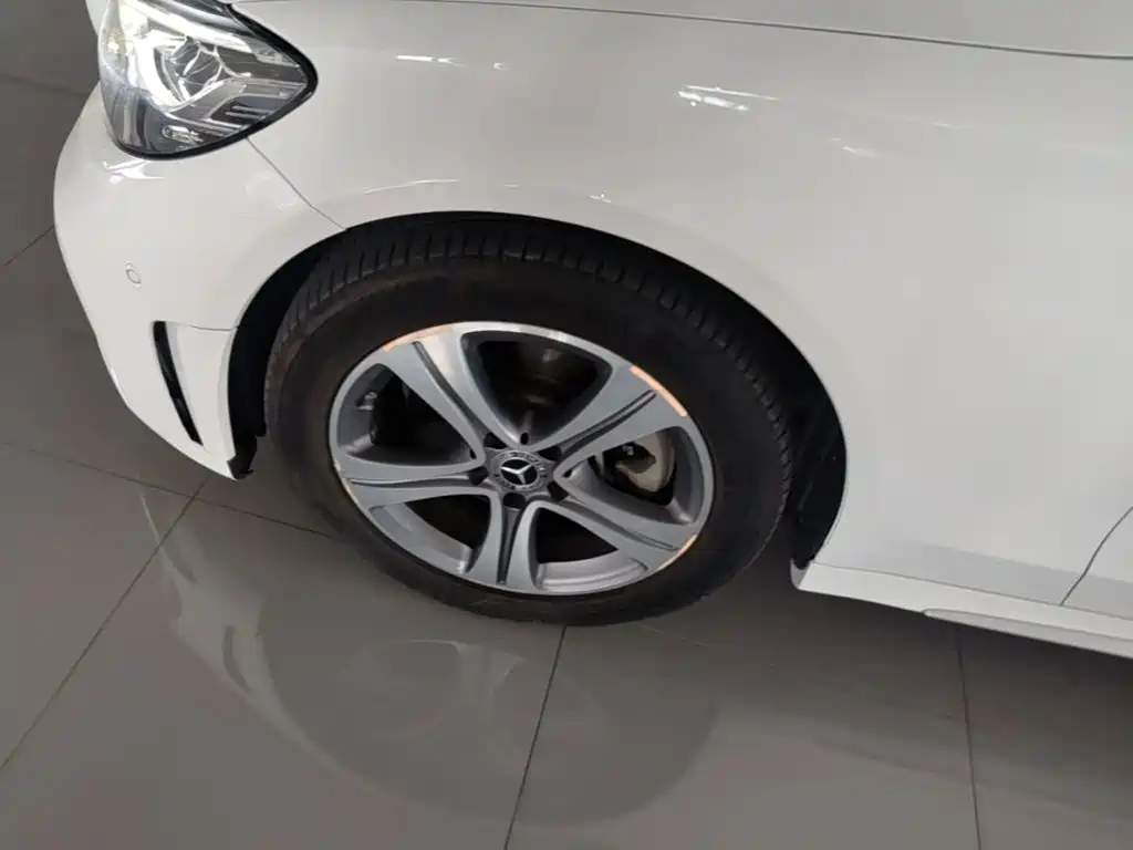Mercedes-Benz C-Class — миниатюра 23