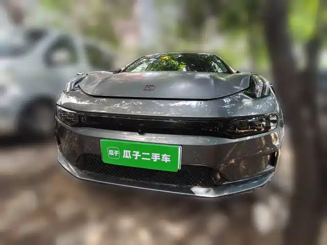 2022 Zeekr 001