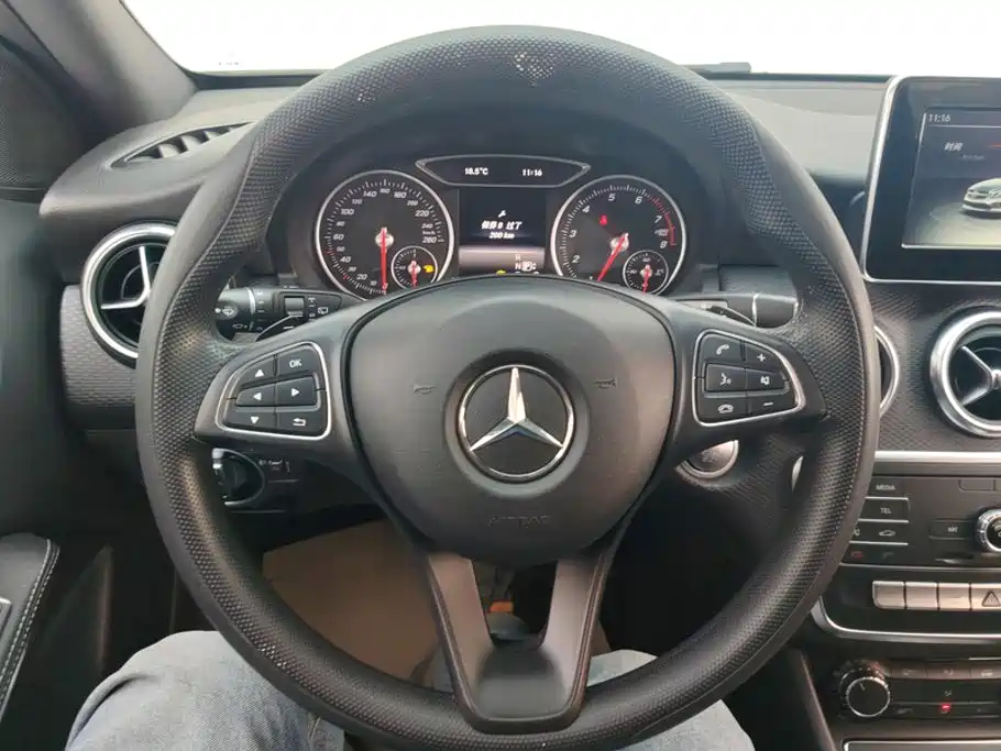 Mercedes-Benz A-Class (Import) — миниатюра 15