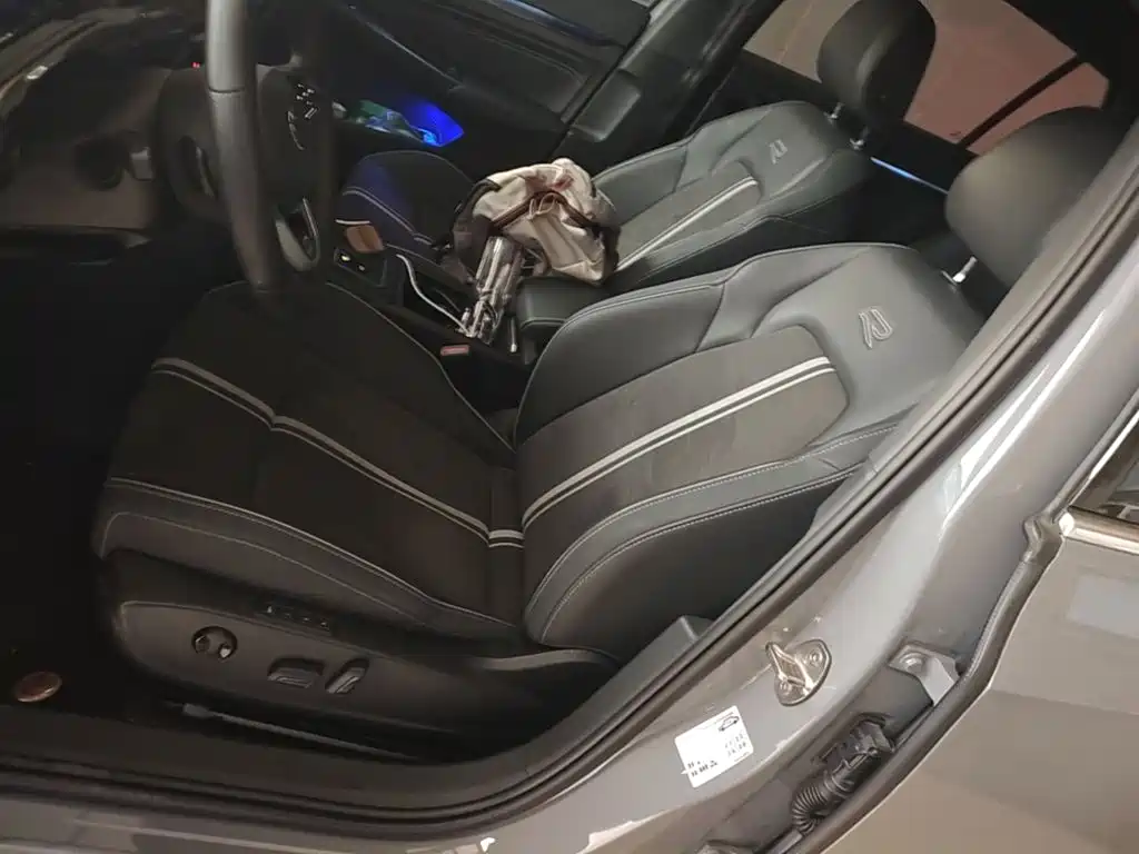 Volkswagen Golf — миниатюра 15