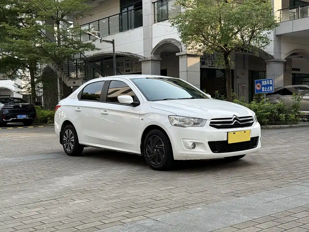 Citroen Elysee — миниатюра 3