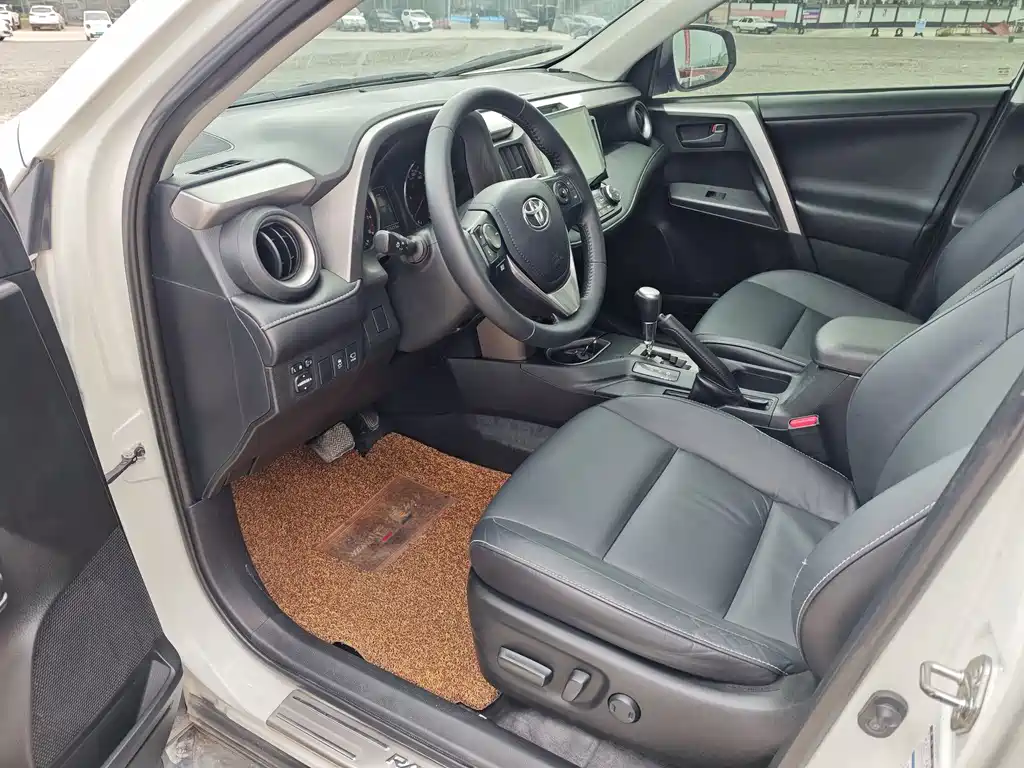 TOYOTA RAV4 RONGFANG