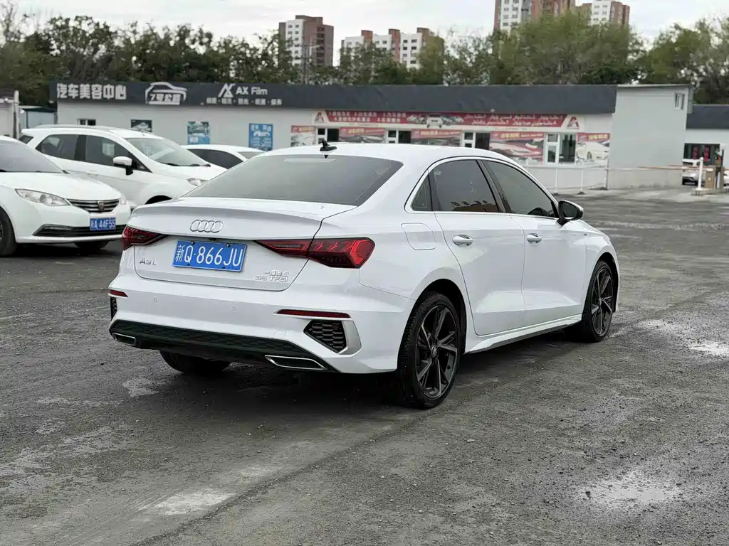 Audi A3 2019 Limousine 35 TFSI Sport VI