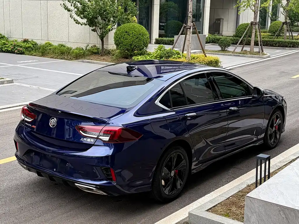 Buick Regal — миниатюра 5