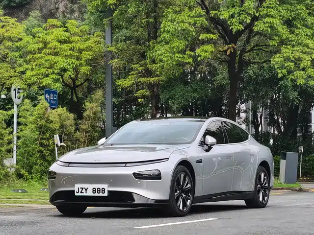 2021 Xpeng P7