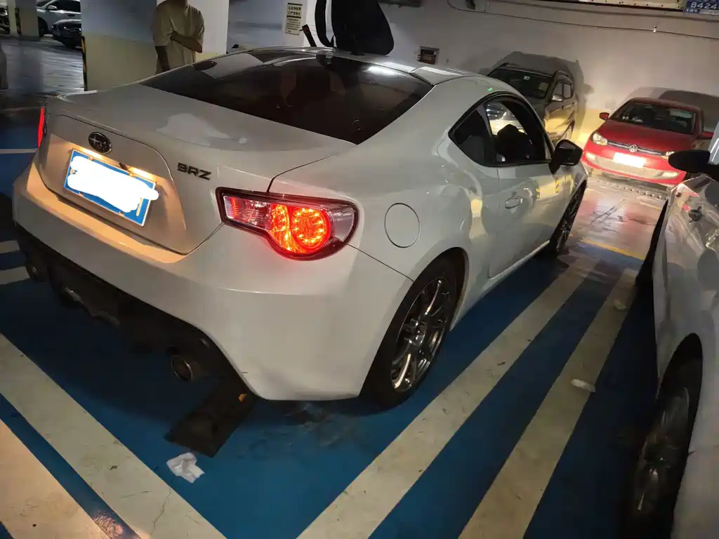 Subaru BRZ — миниатюра 3