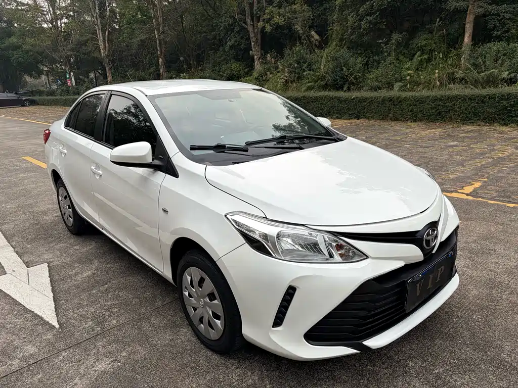 TOYOTA VIOS