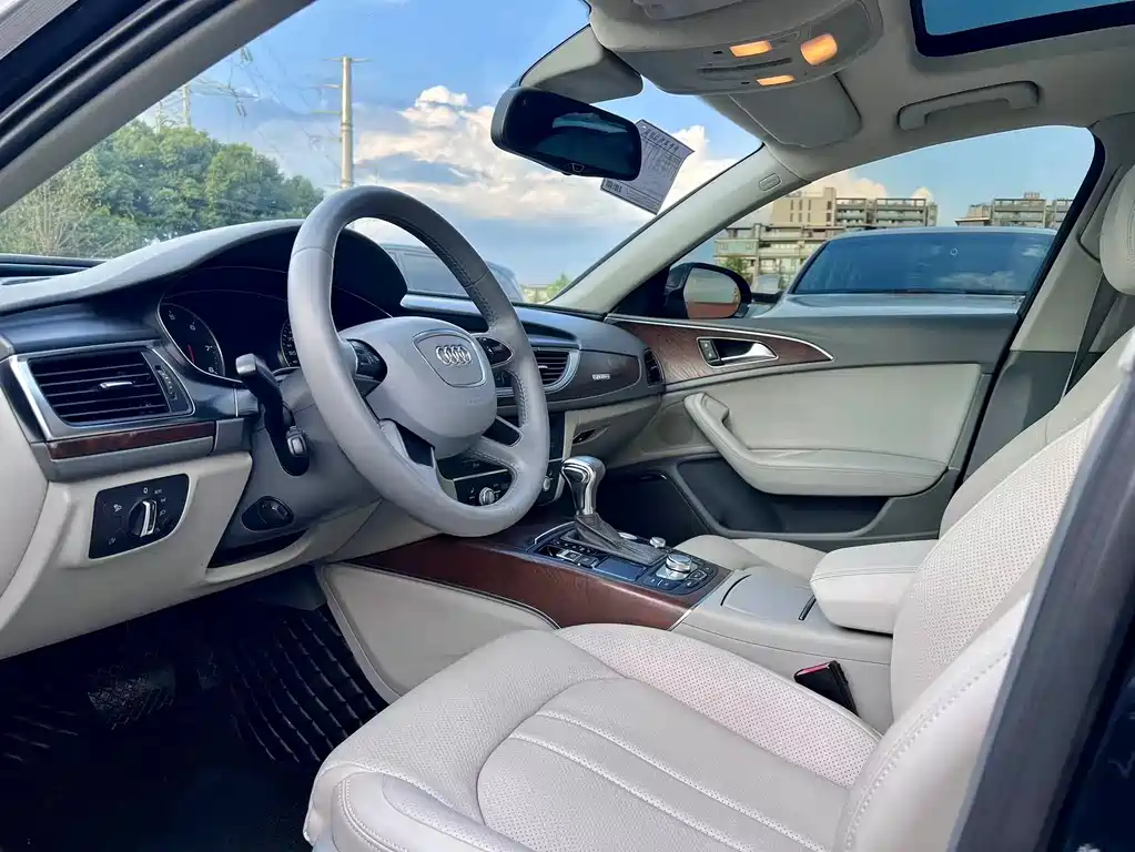 Audi A6L 2014 35 FSI quattro Luxury