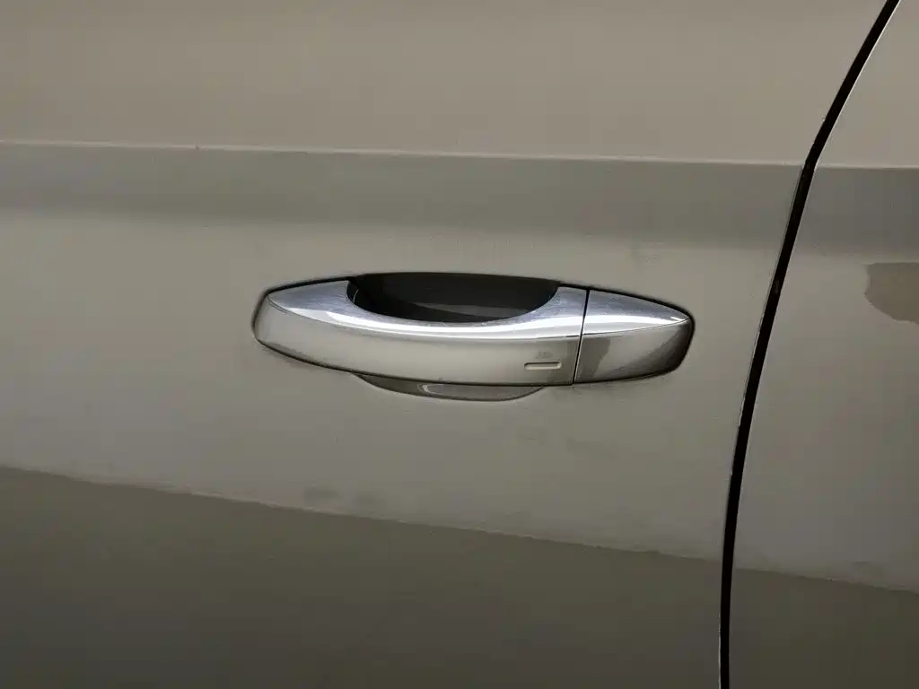 Skoda Superb — миниатюра 18