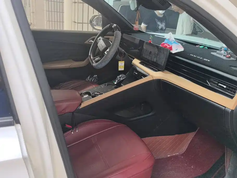 Roewe RX5 — миниатюра 8