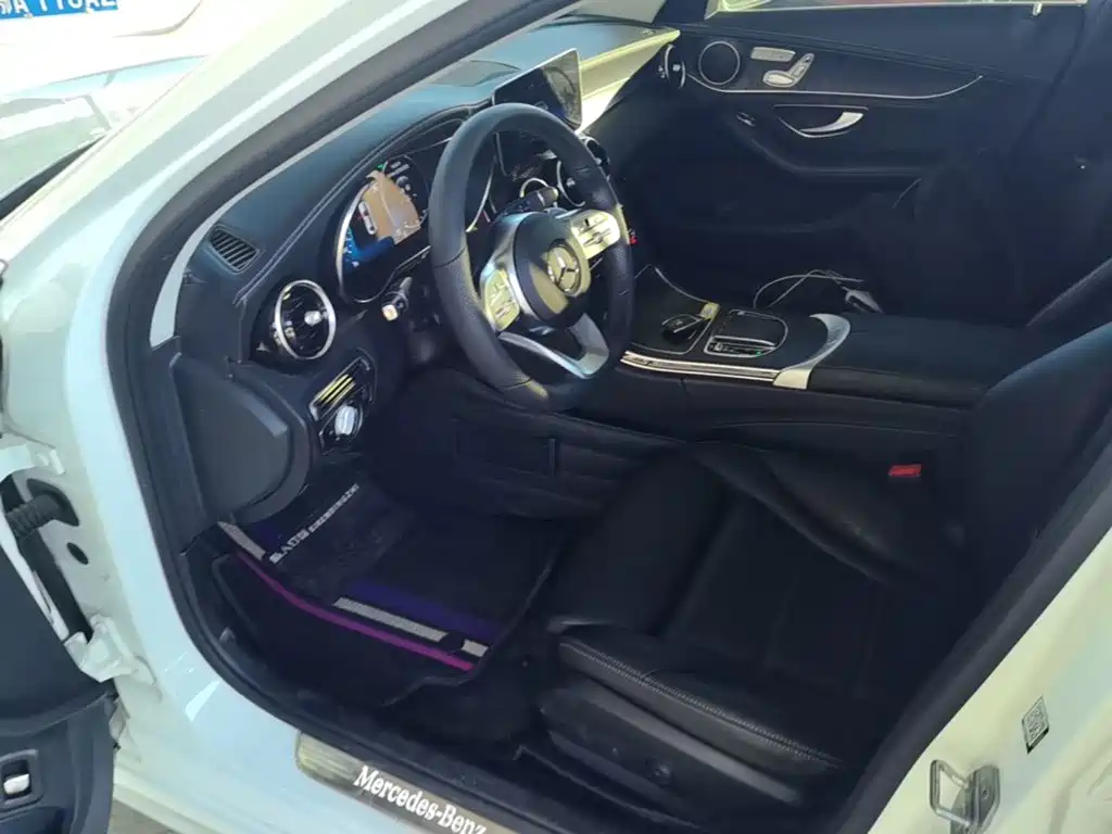 Mercedes-Benz C-Class — миниатюра 15