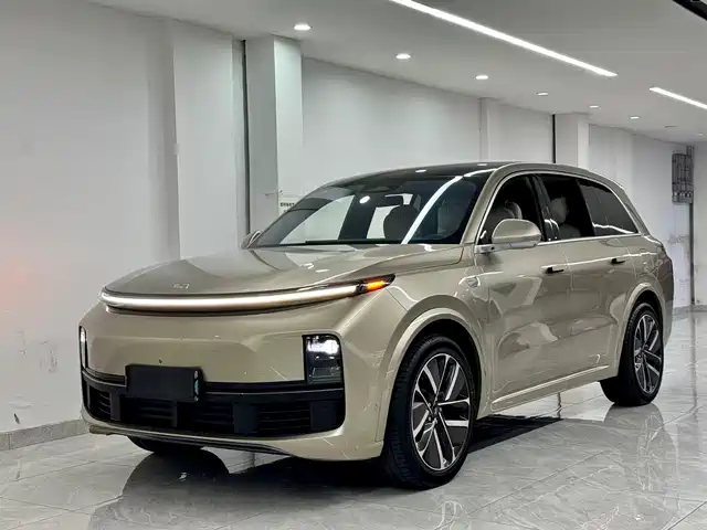 Li Auto IDEAL L8 2023