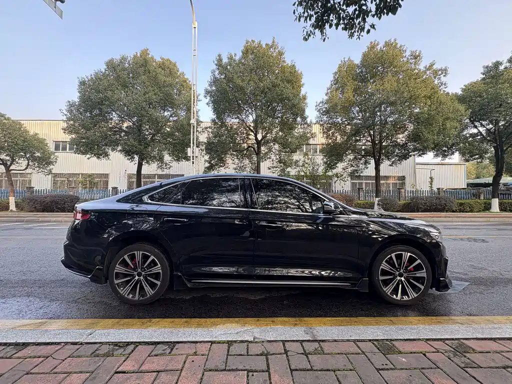 GEELY AUTOMOBILE XINGRUI