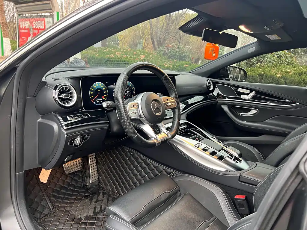 MERCEDES-BENZ AMG GT