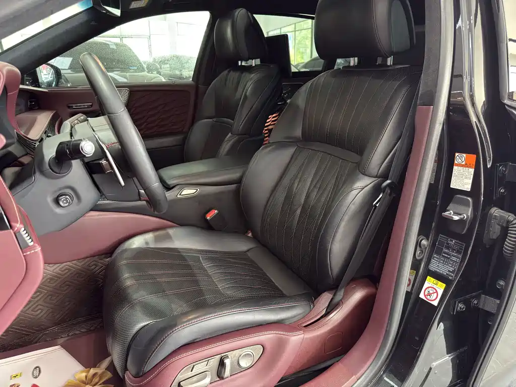 Lexus LS 2018 500h Executive VI