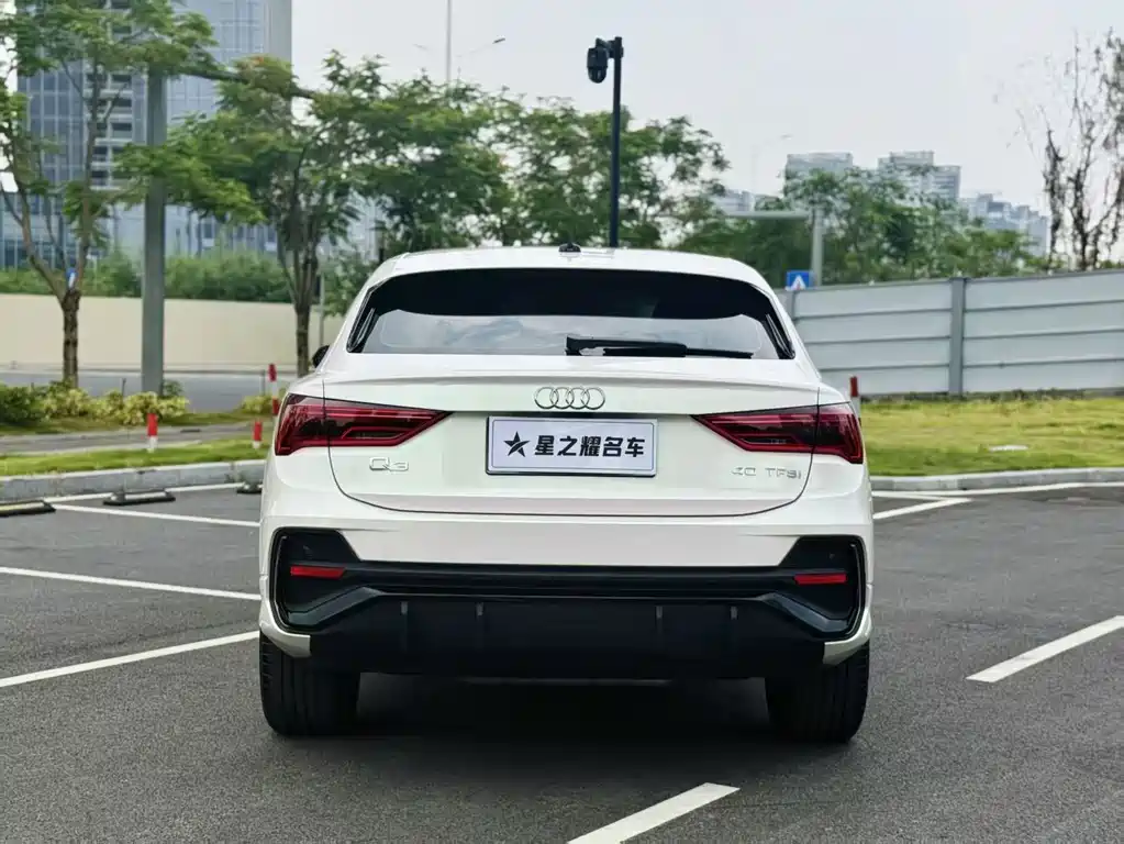 Audi Q3 Sportback — миниатюра 15