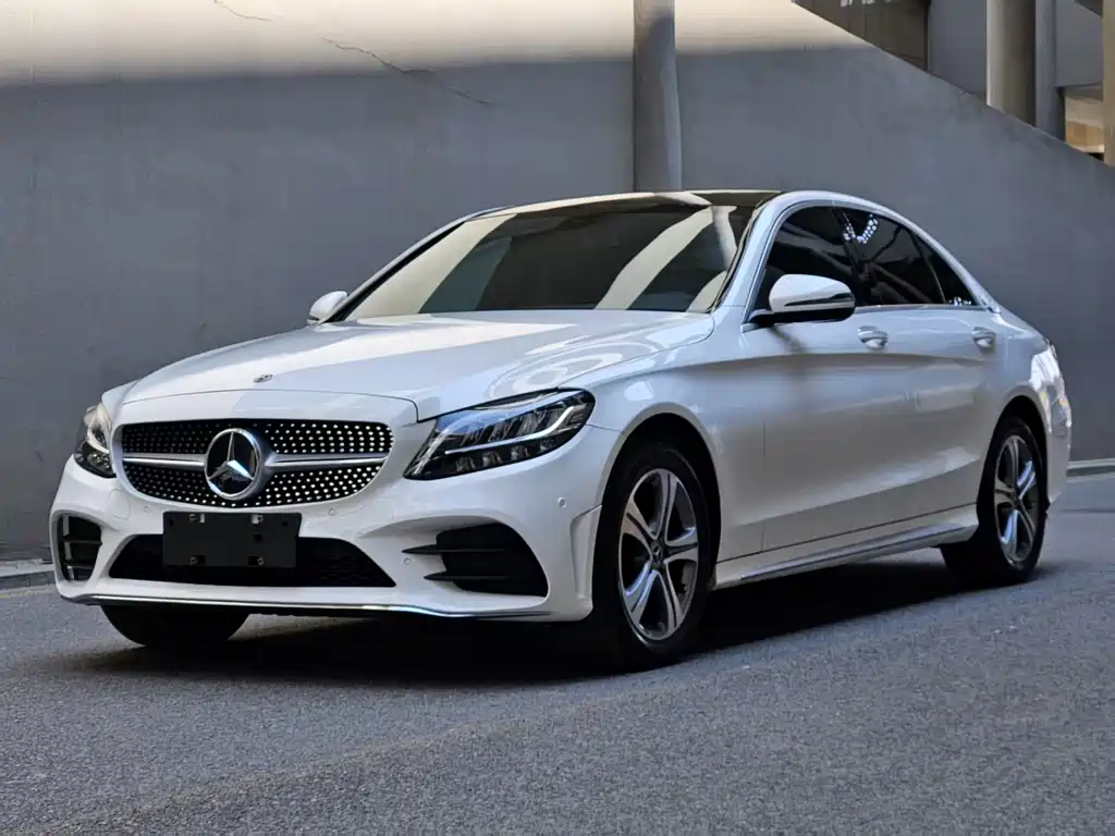 Mercedes-Benz C-Class 2021