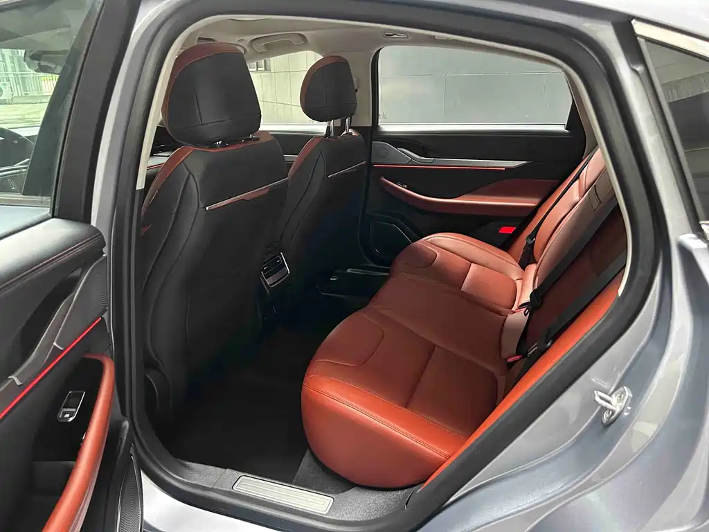 Lincoln Z 2025 2.0T