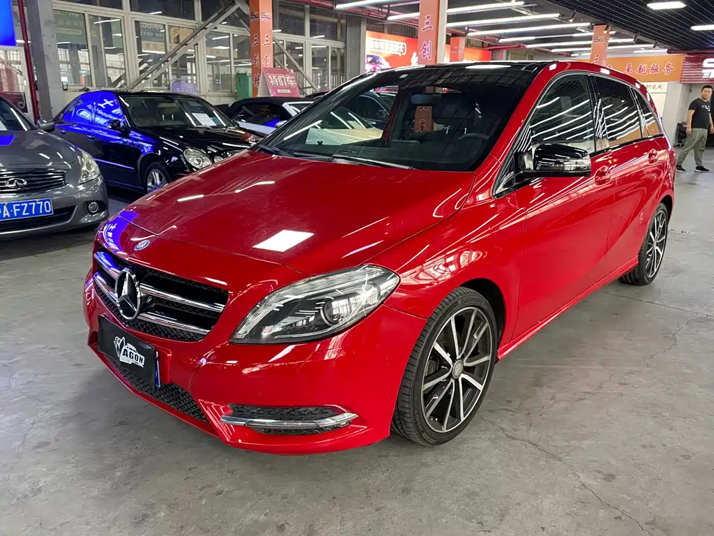 Mercedes-Benz B-Class 2013