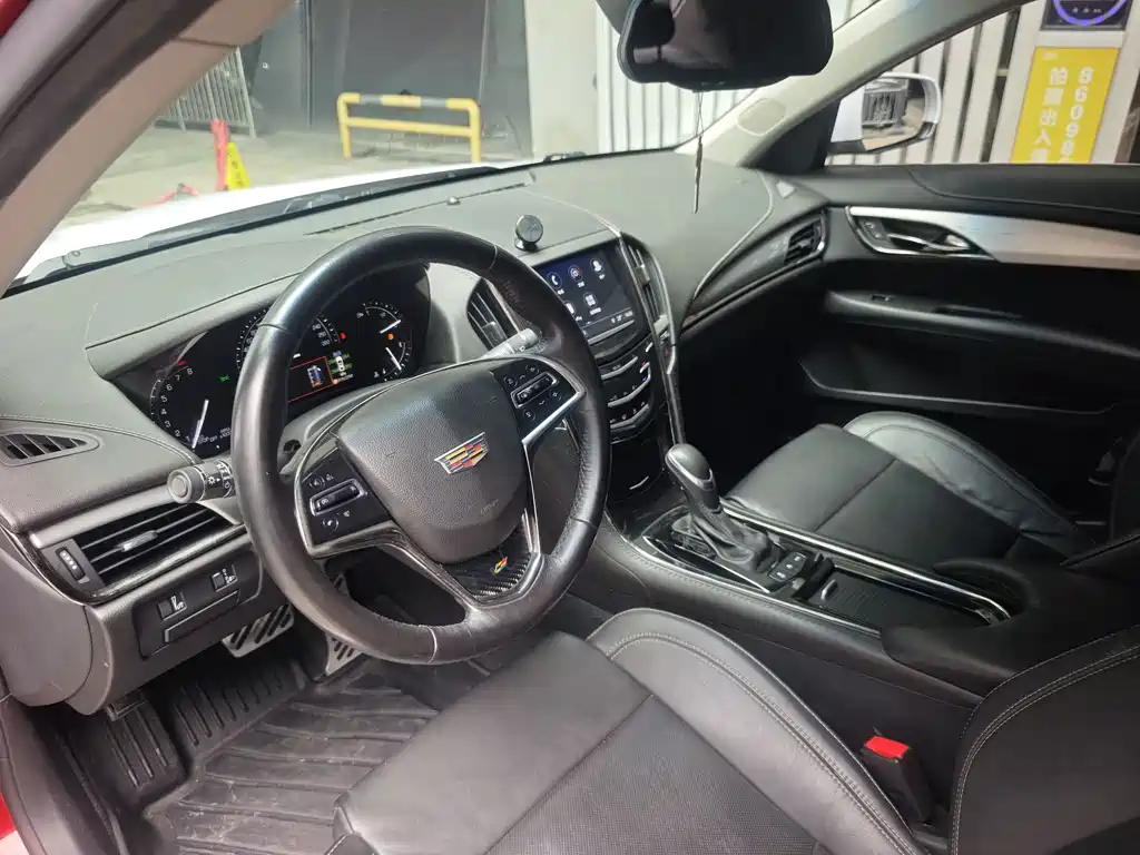 Cadillac ATS-L - фото 10