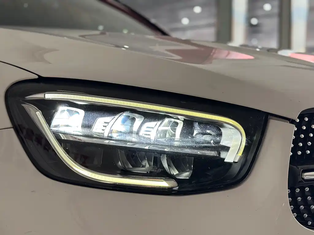 Mercedes-Benz GLC 2020 GLC 260 4MATIC SUV