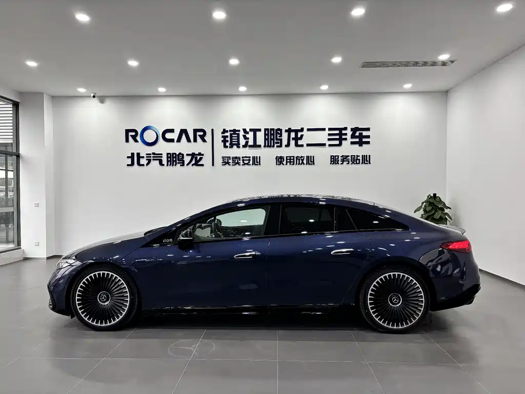 MERCEDES-BENZ EQS AMG