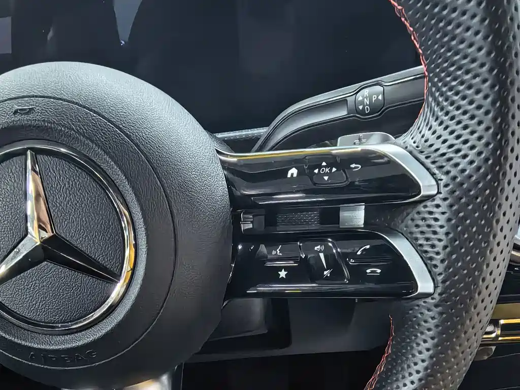 Mercedes-Benz A-Class — миниатюра 12
