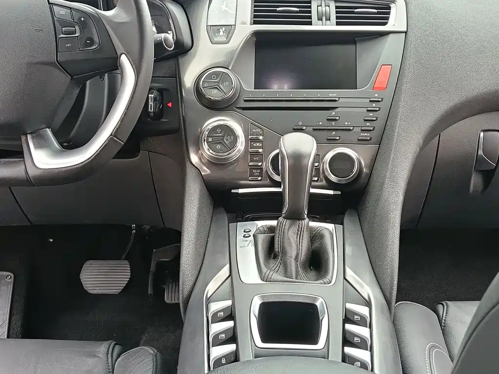DS DS 5 — миниатюра 8