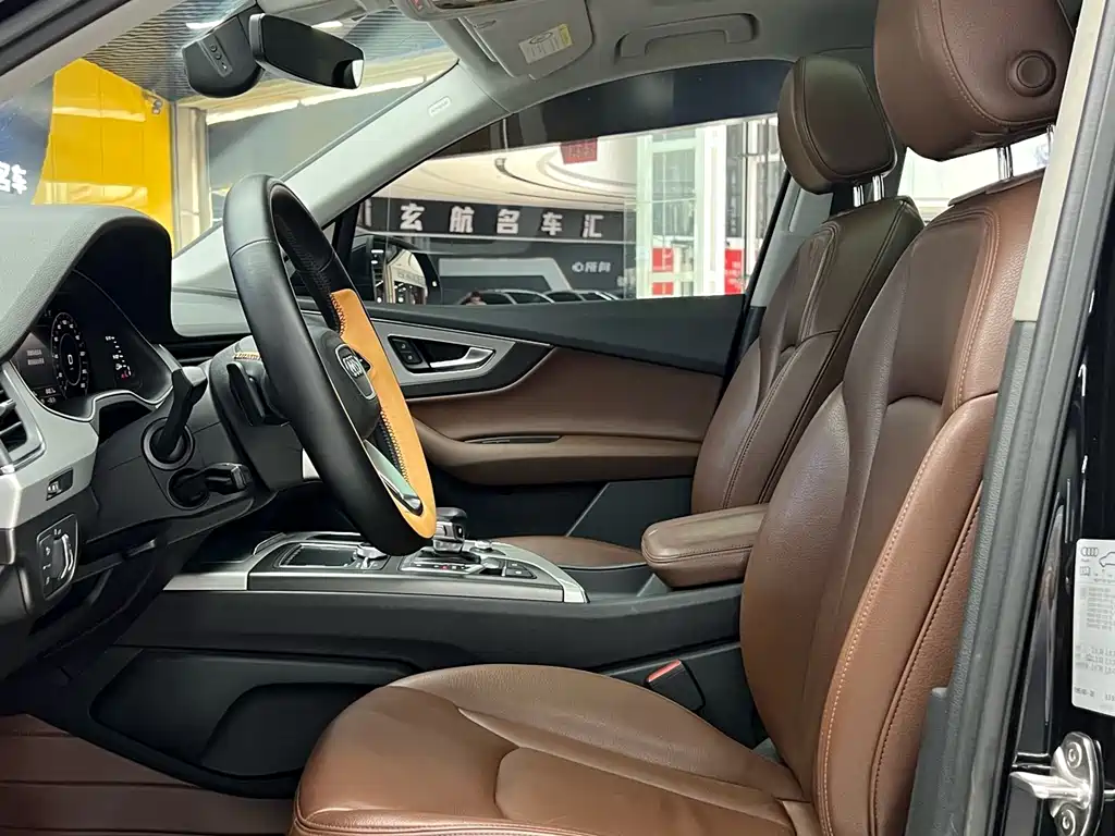 Audi Q7 2019 55 TFSI
