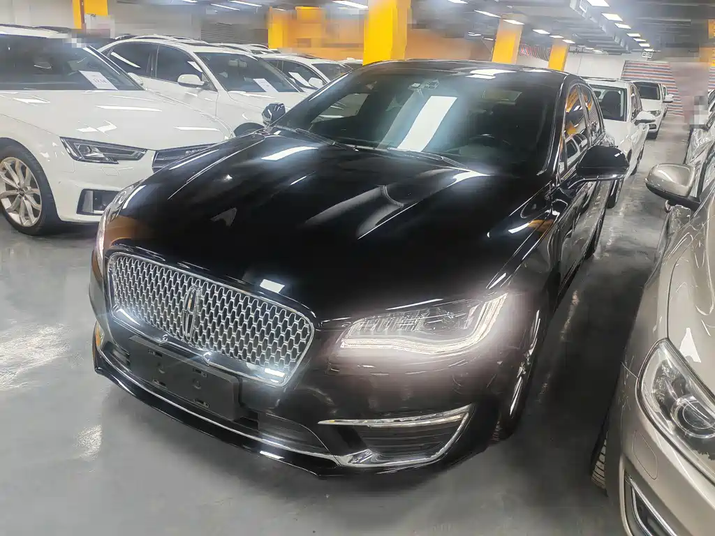 Lincoln MKZ 2020