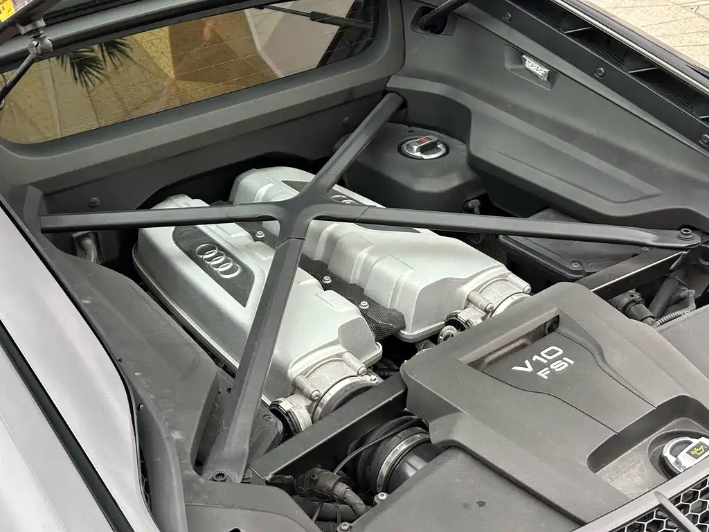 Audi R8 — миниатюра 24