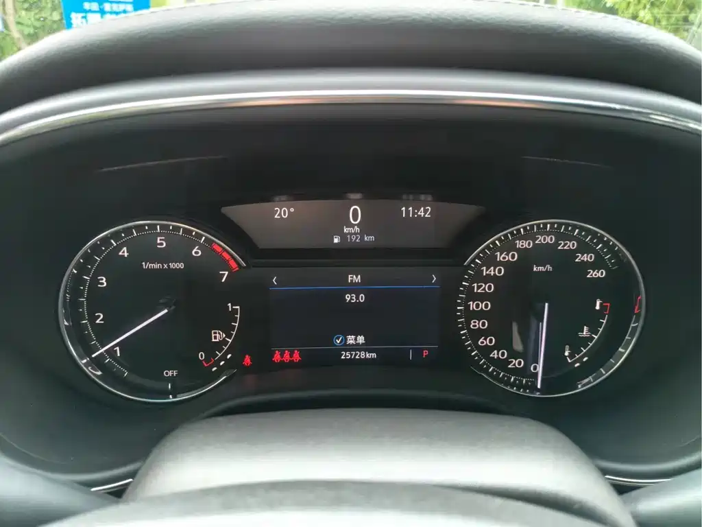 Cadillac CT5 — миниатюра 6
