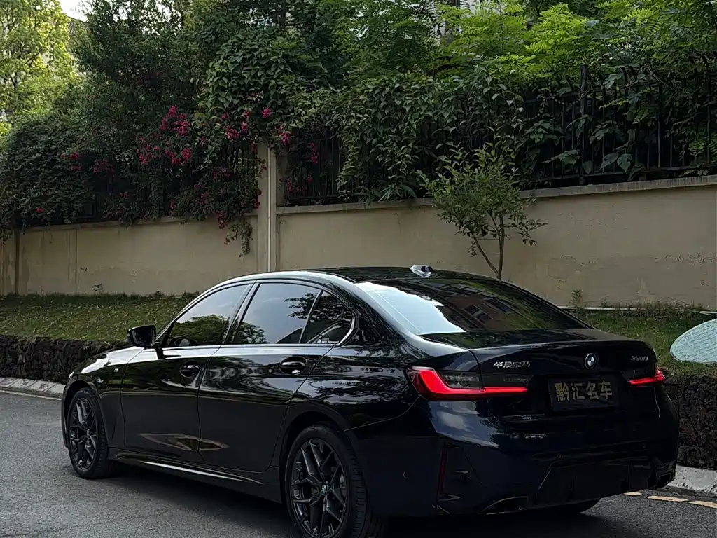 BMW 3 Series 3 2025 330Li M Sport