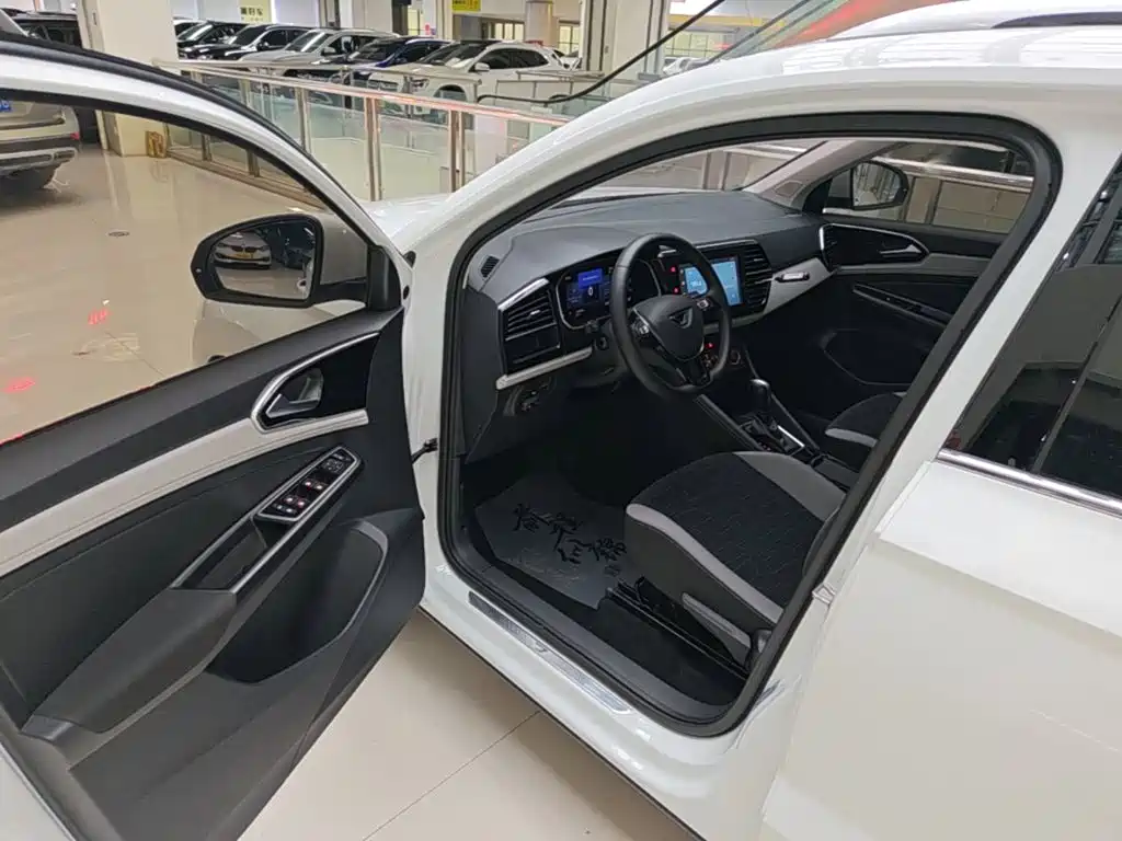 Jetta VS7 — миниатюра 16