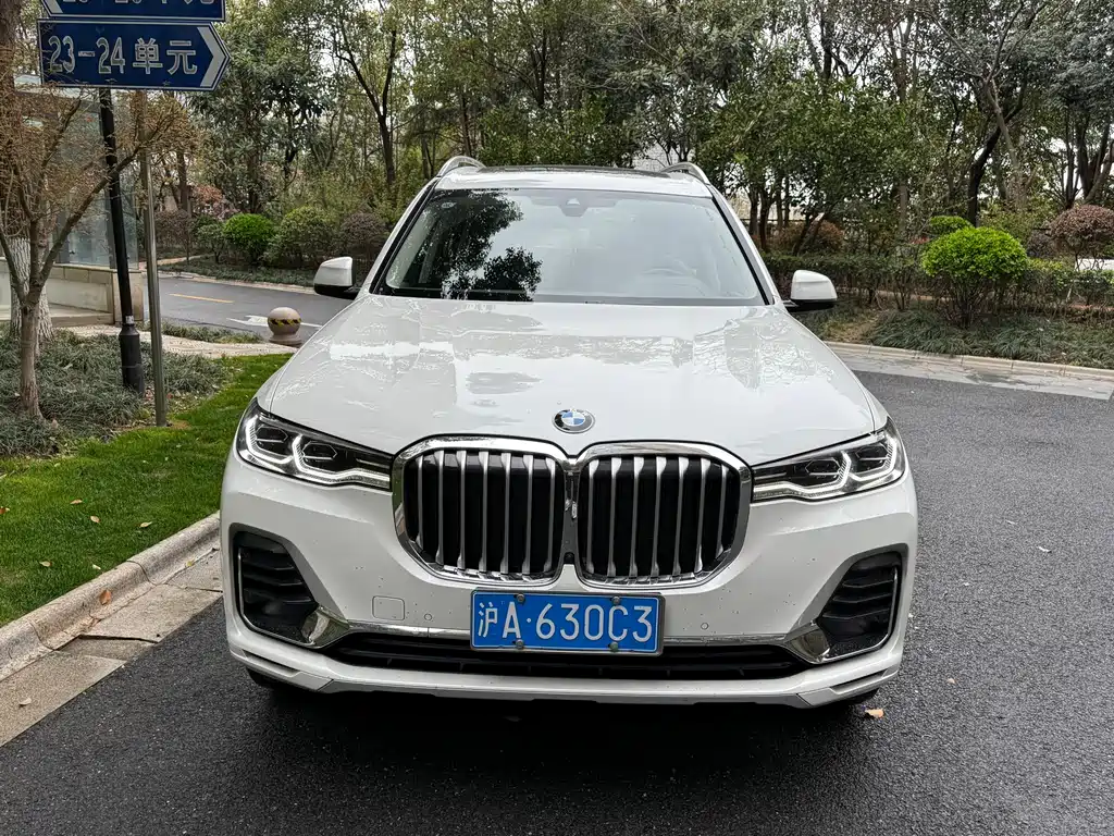 BMW X7 2022 xDrive40i Lead Luxury