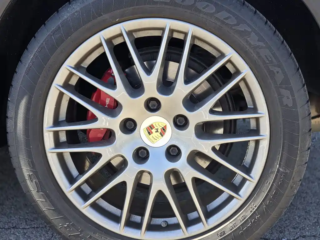 Porsche Cayenne 2014 Cayenne Platinum Edition 3.0T