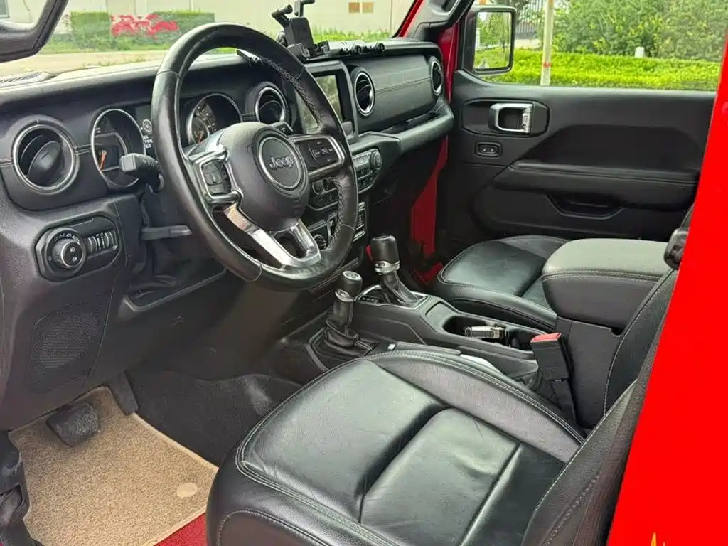 Jeep Wrangler — миниатюра 7
